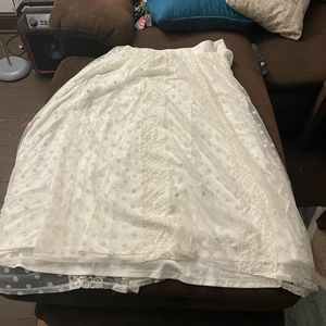 Torrid white lace skirt